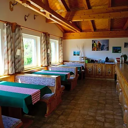 Haus Peter Bed & Breakfast Latschach ober dem Faakersee