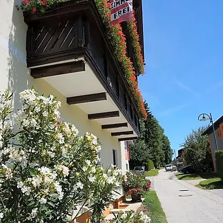 Haus Peter Bed & Breakfast 3*