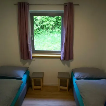 Haus Peter Latschach ober dem Faakersee